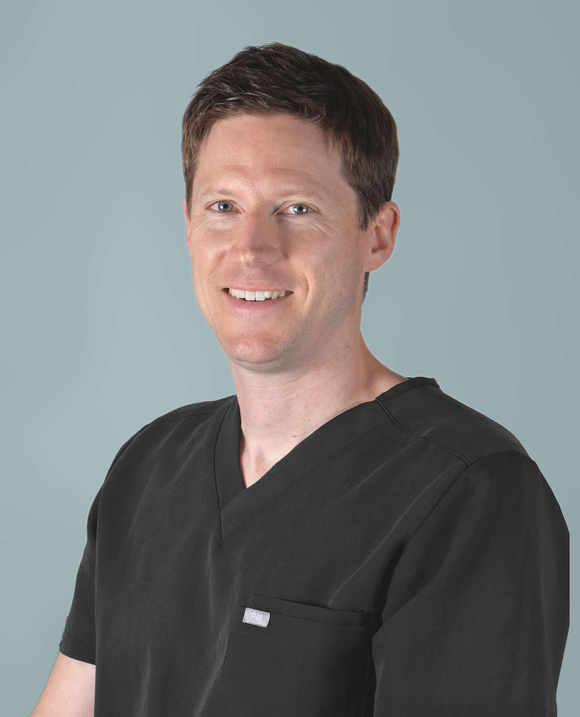 Headshot of Dr Rob Cox